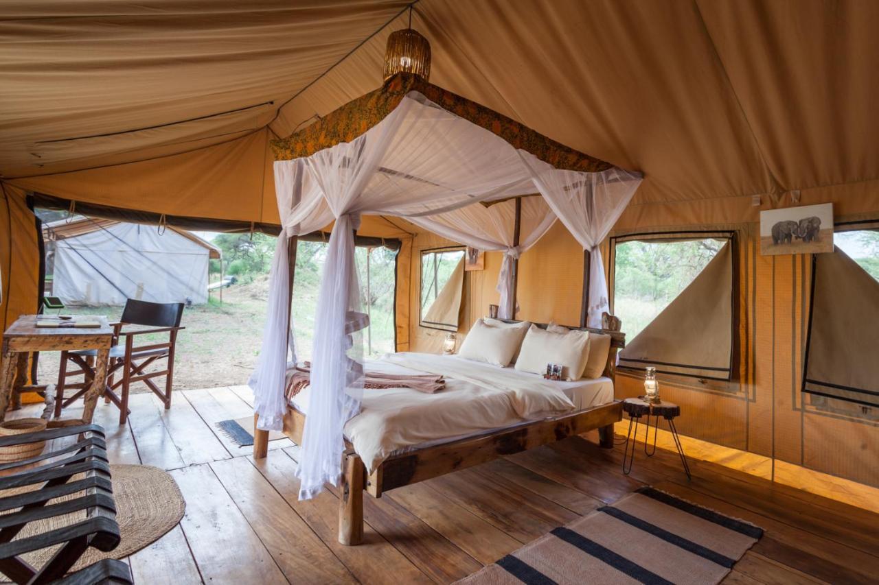 Baobab Tented Camp Kwa Kuchinia Exteriér fotografie